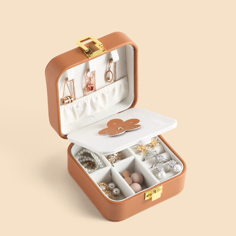 31MADISON WESTSIDE Pumpkin Jewellery Travel Case