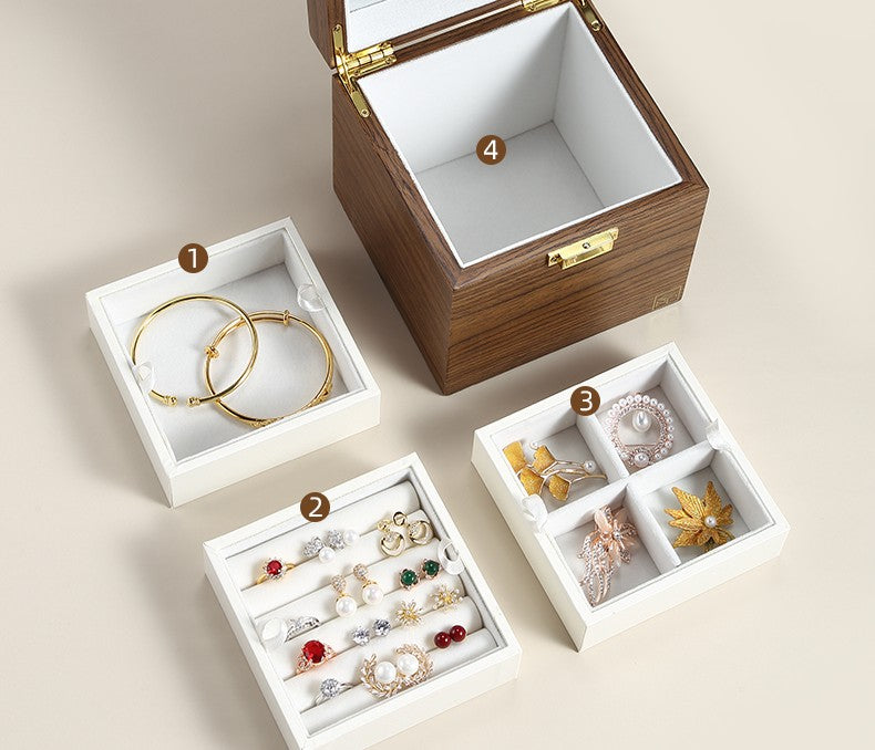 31MADISON GREENWICH Walnut Small Jewellery Case