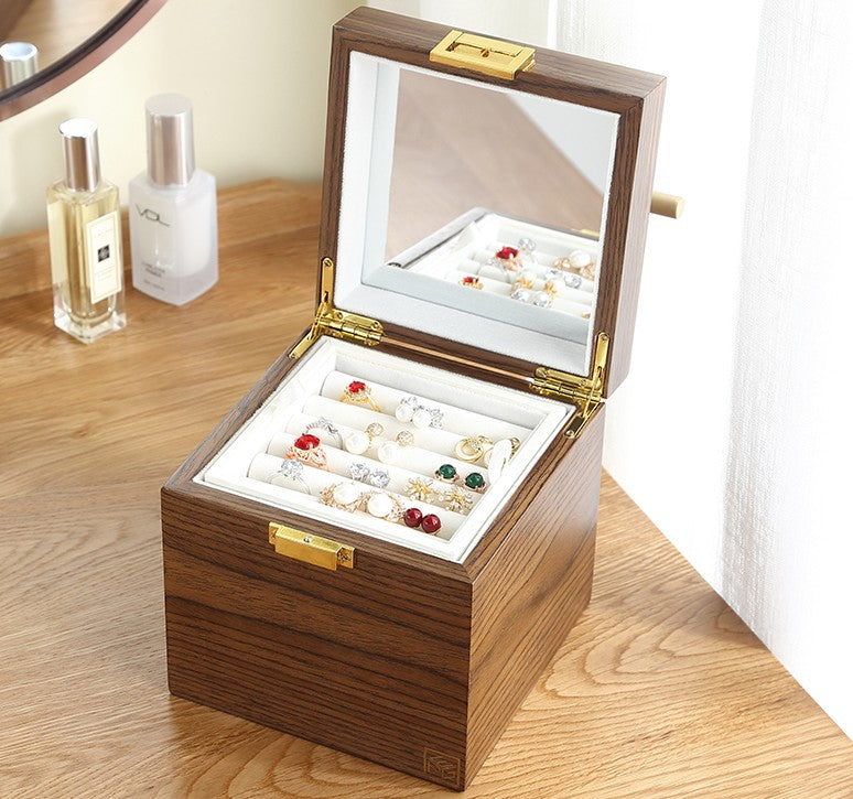 31MADISON GREENWICH Walnut Small Jewellery Case